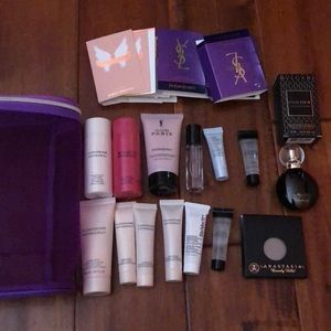 Fragrance and cosmetic samples